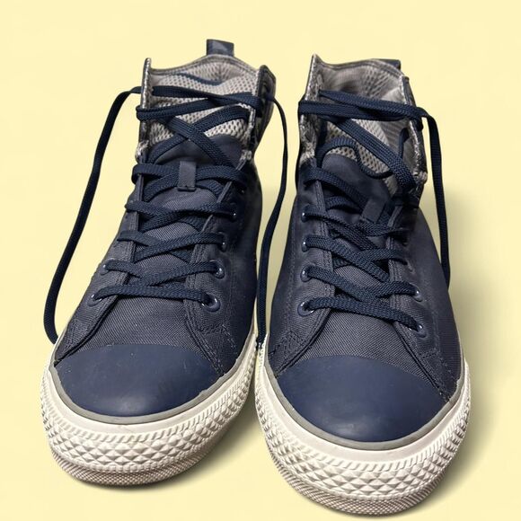 Converse Men's Navy and Blue Trainers, M12 or W14 - Picture 1 of 6